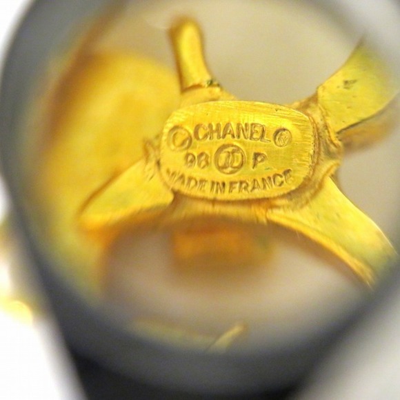 Chanel CHANEL here mark 98 P earrings ladies - Picture 5 of 9